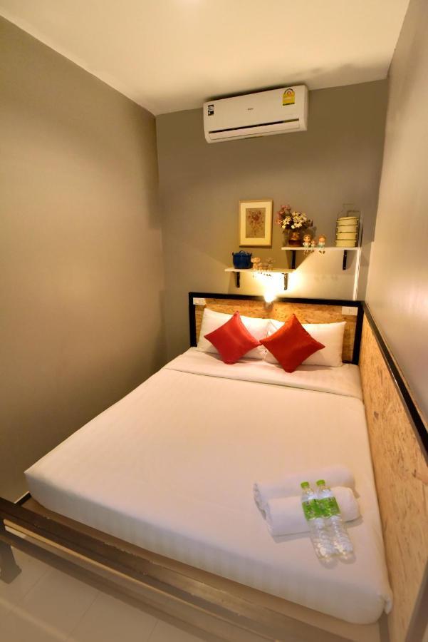 Ok Chic Phuket Hostel Exterior foto