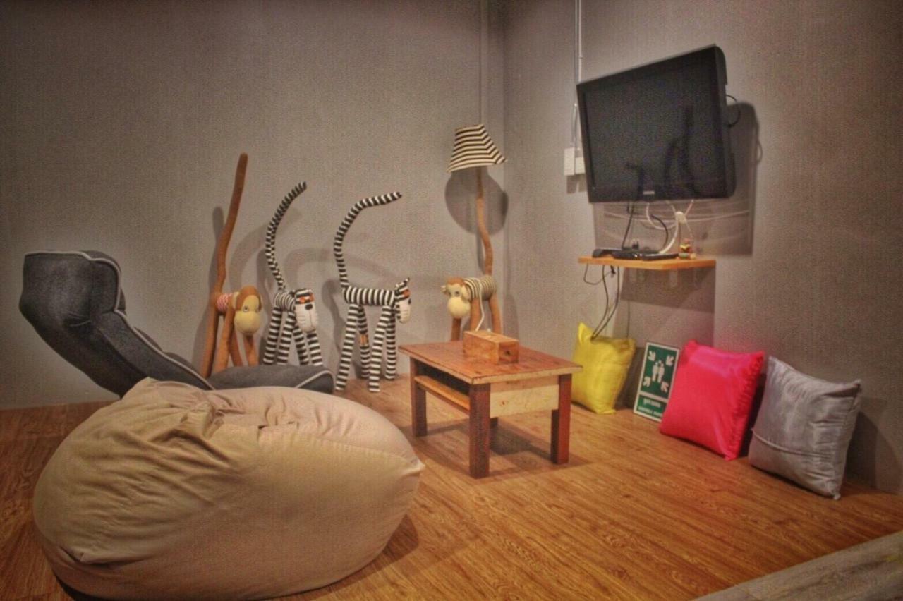 Ok Chic Phuket Hostel Exterior foto